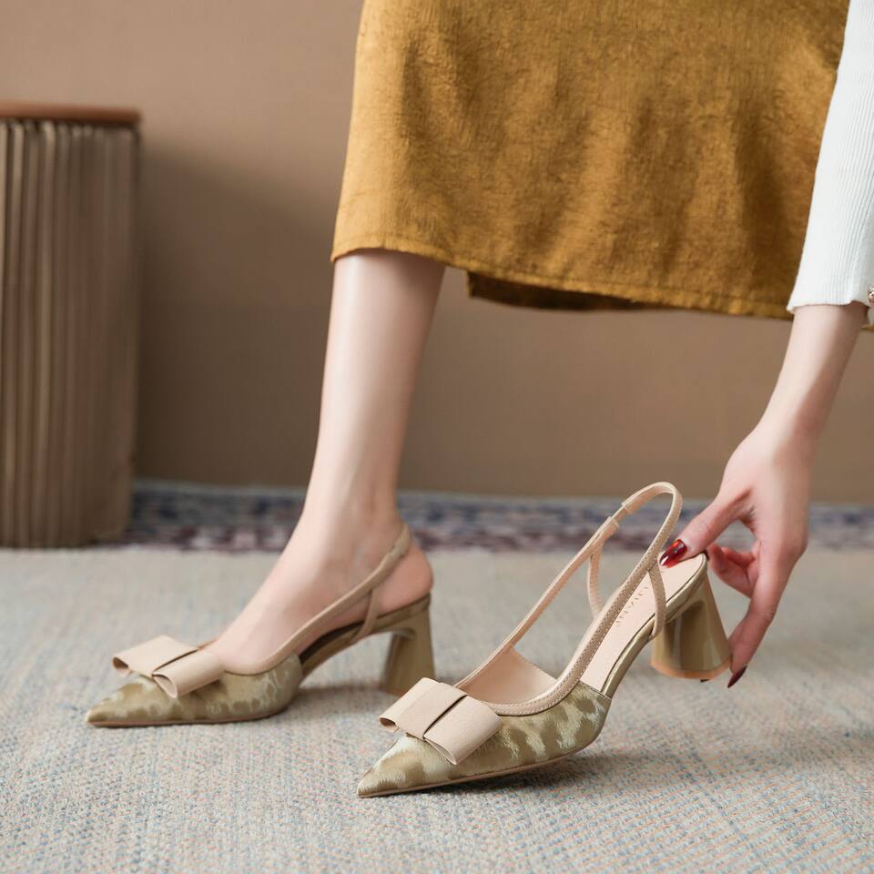 Sandal cao gót nữ mũi nhọn hở gót gót thô đính nơ phong cách công sở, gót 6–8 cm — Màu kaki, Màu xám bạc, màu đen
