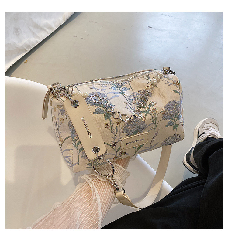 Elegant Floral Flower Square Zipper Shoulder Bag Handbag display picture 2