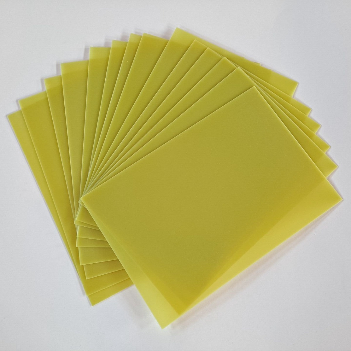 0.5mm锂电池绝缘板黄色环氧板运用于新能源行业可按图纸要求