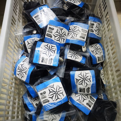 Adjustable bed sheet fixed sofa cover sheet fastener anti-slip running tent fixer lazy bed sheet clip bed skirt fixer