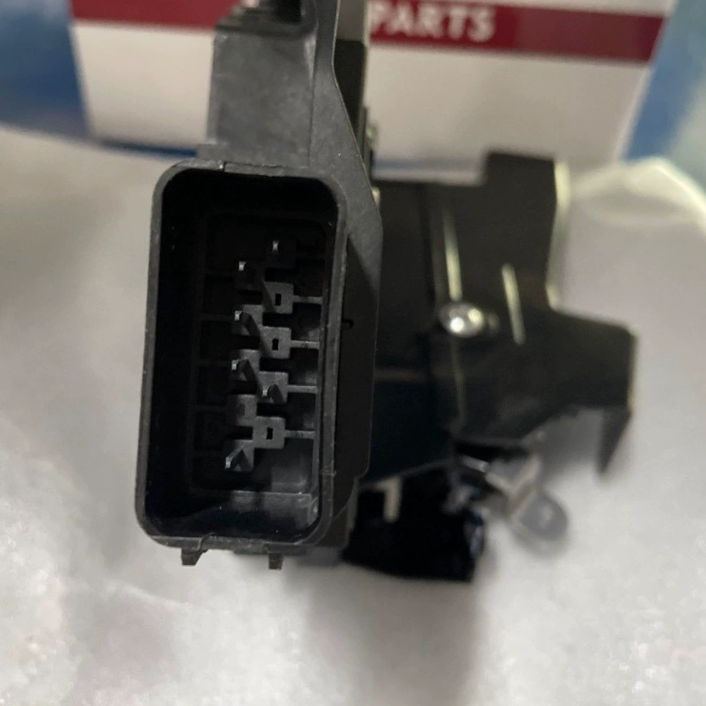 Применимо к машине для замков передней двери Fox 1,8 L 3 M5AR21813ET 4976083 4896707 1426266