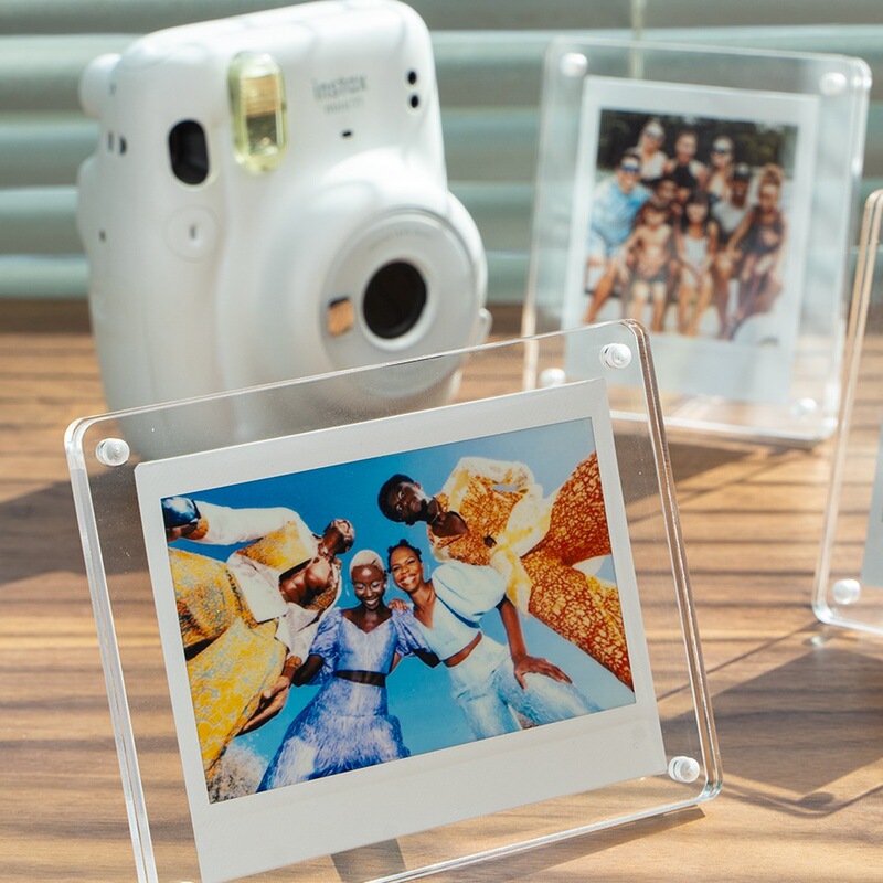 Wide Photo Frame Wide Format Polaroid Acrylic 4inch Small Card Storage Frame Photo Magnetic Card Brick Table