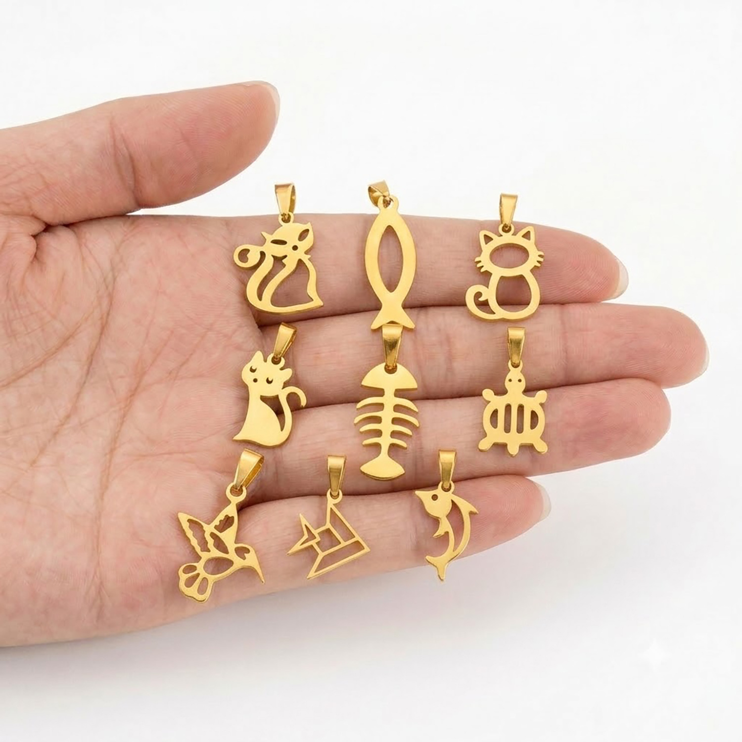 Cross-border hip pendant with a cute and playful design. Stainless steel, 18k gold-plated, DIY jewelry pendant accessories, wholesale, and customizable