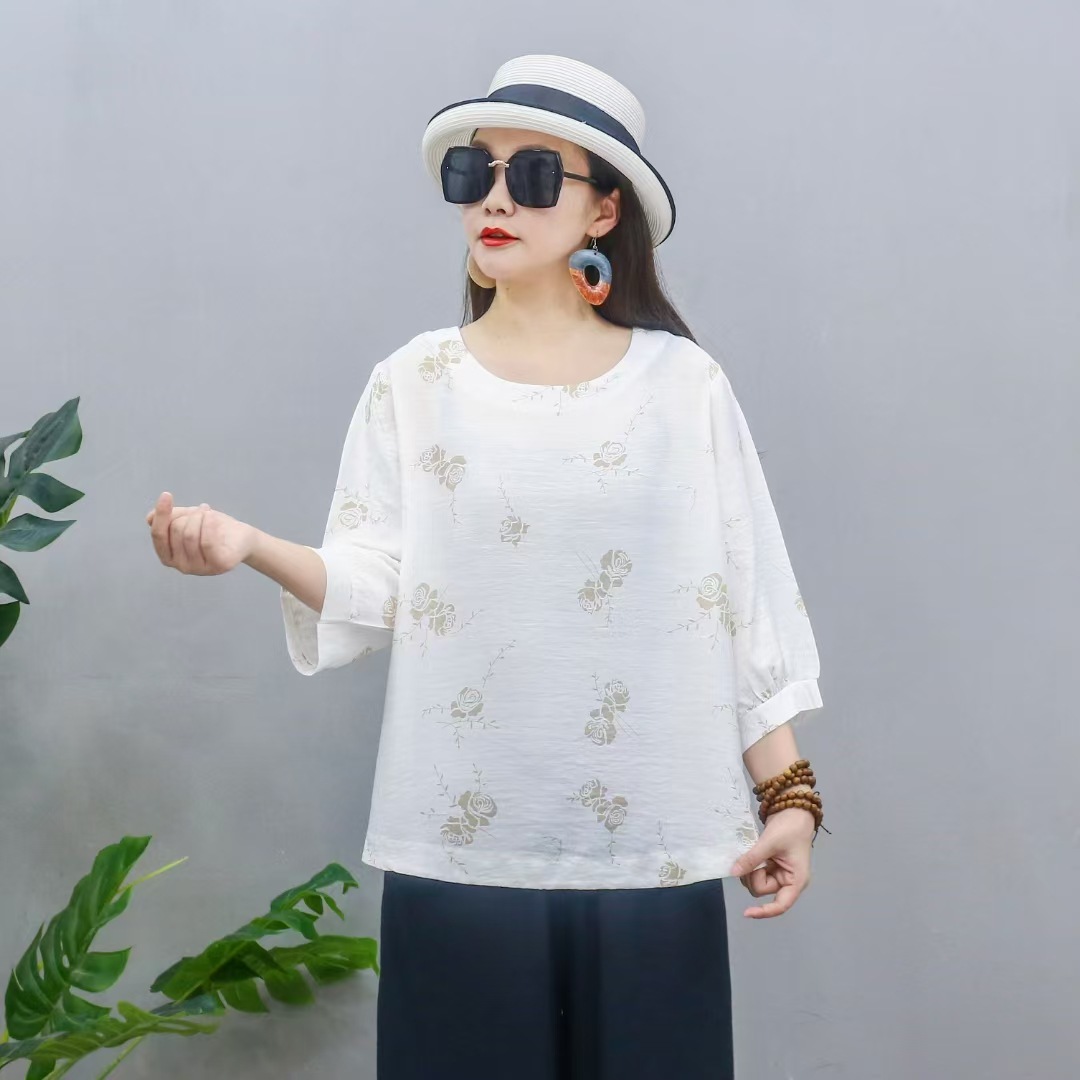 2025 nueva camiseta china de mujer impresa suelta de manga corta camiseta de verano camiseta de base de cuello redondo literaria