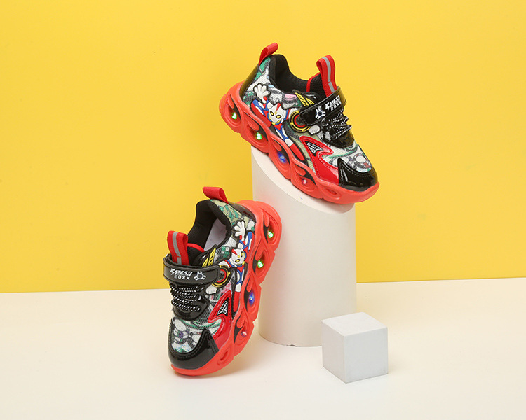 Tecknade barnsporter, små och medelstora kardborreband, lätta pojkskor, nya barnskor hösten 2022_voghion.com