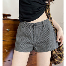 黑白条纹西装短裤女夏薄款外穿低腰阔腿裤a字垂感小个子休闲热裤