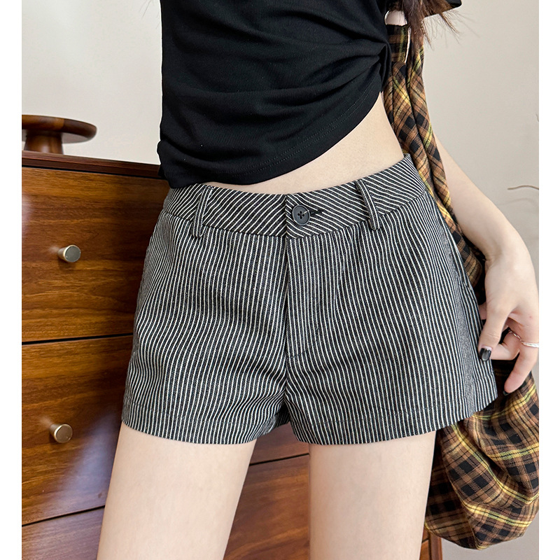 黑白条纹西装短裤女夏薄款外穿低腰阔腿裤a字垂感小个子休闲热裤