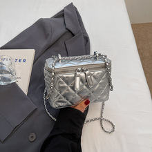 �羳���s���С����Ů��2025�¿����Еr�������朗lͨ��б���