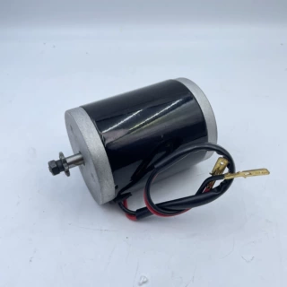 跨境批发滑板车电机12V120W直流有刷电动车马达电动机配件小