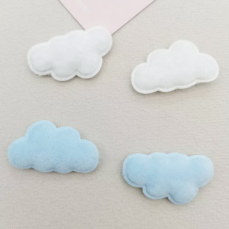 Cute double-sided plush accessory with accessories