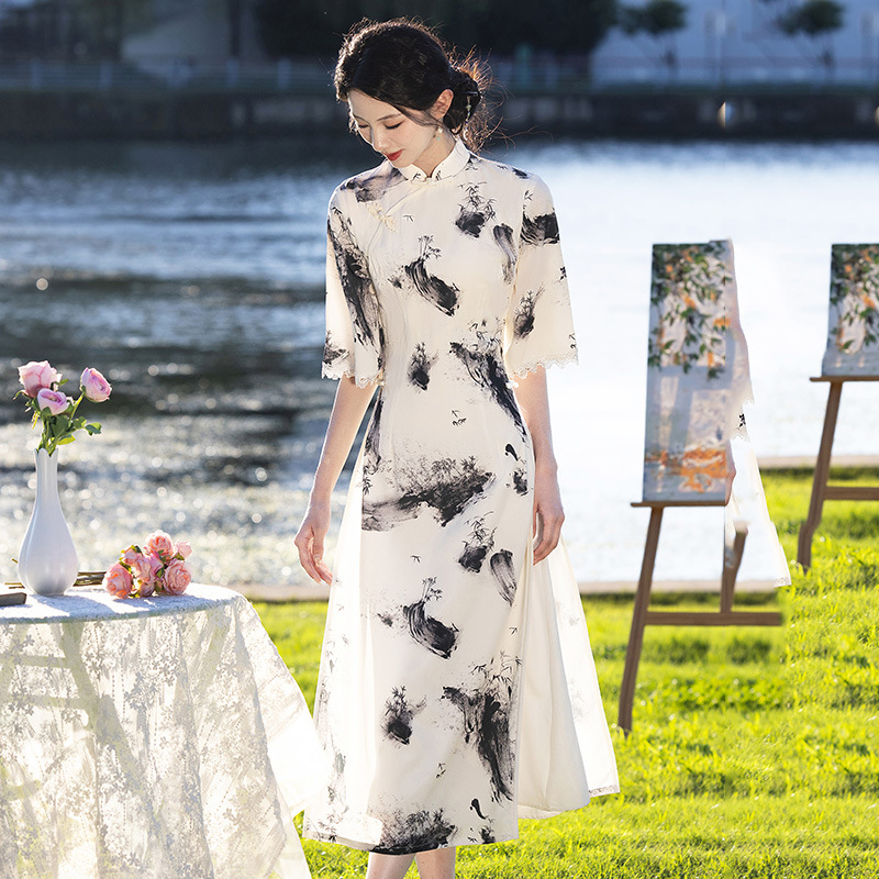 Slimming Aodai-style National Costume Daily Youth Version New Chinese Style Improved Cheongsam 2024 New Women's Retro Dress Spring and Summer