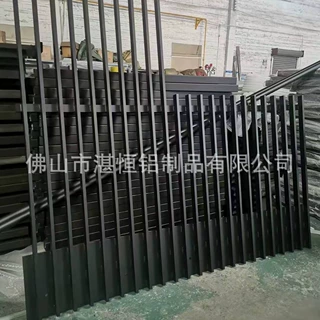 定制澳式铝艺护栏用户围墙铝合金栏杆别墅铝制小区防护栏栅栏