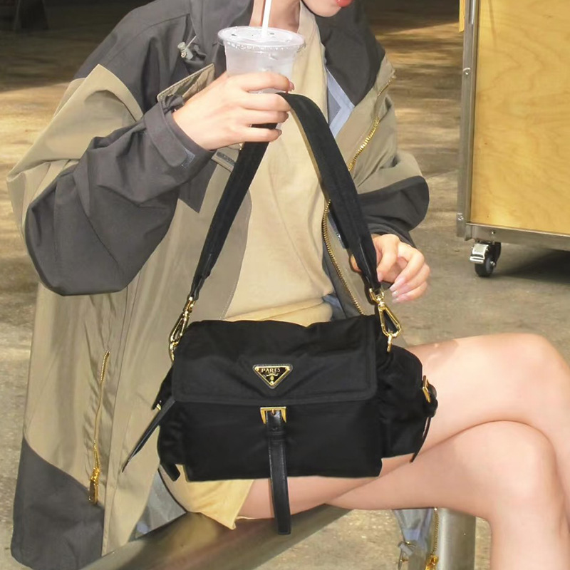 ins网红复古休闲百搭多口袋尼龙机车风单肩腋下包2025秋冬新款女|undefined