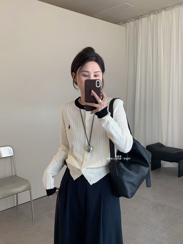 春秋新款假两件针织开衫女装圆领刺绣扭花小香风外套拼色毛衣上衣|undefined