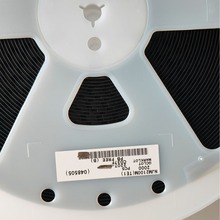 NJM2100��һ���Ե͹���늉������ݔ��늉������c���\��Ŵ���