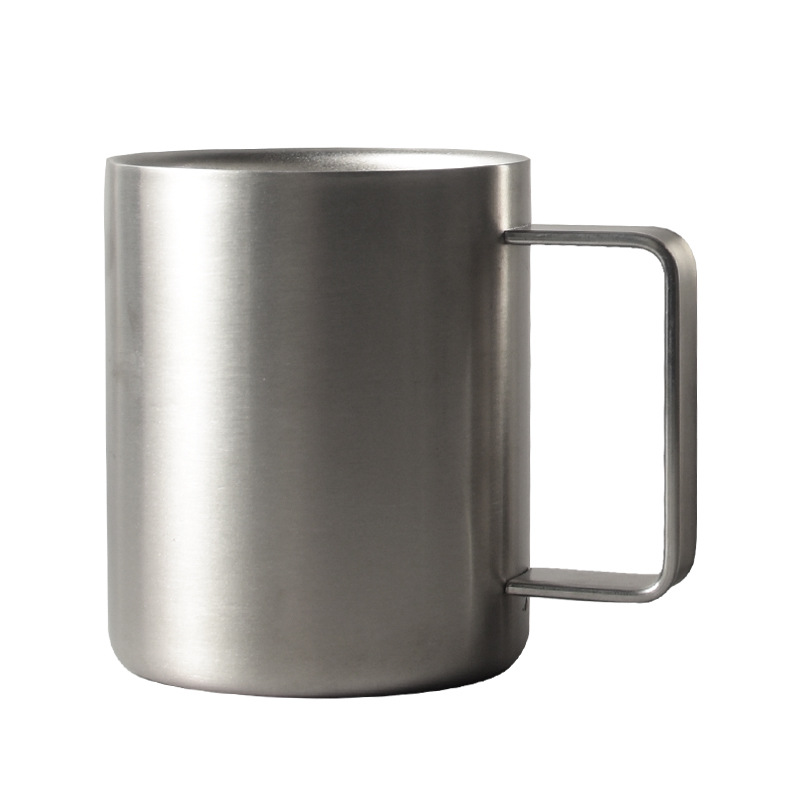Nuevo estilo 316 taza de agua mango de acero inoxidable de doble capa taza de vino caliente fiesta al aire libre taza de café portátil sin impresión
