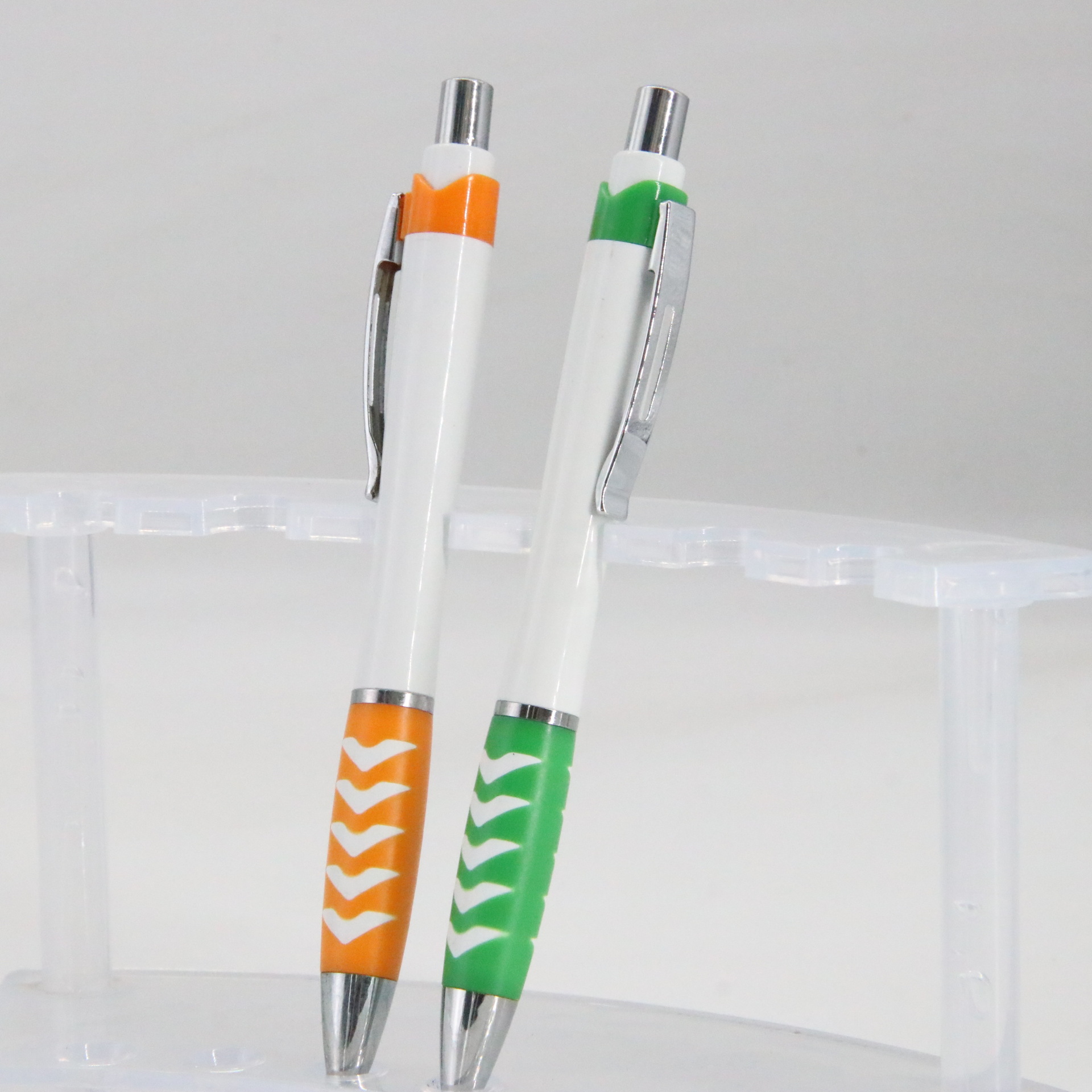 Prensa bolígrafo Bullet refill logo láser Oficina de suministros escolares fábrica al por mayor en stock publicidad pluma