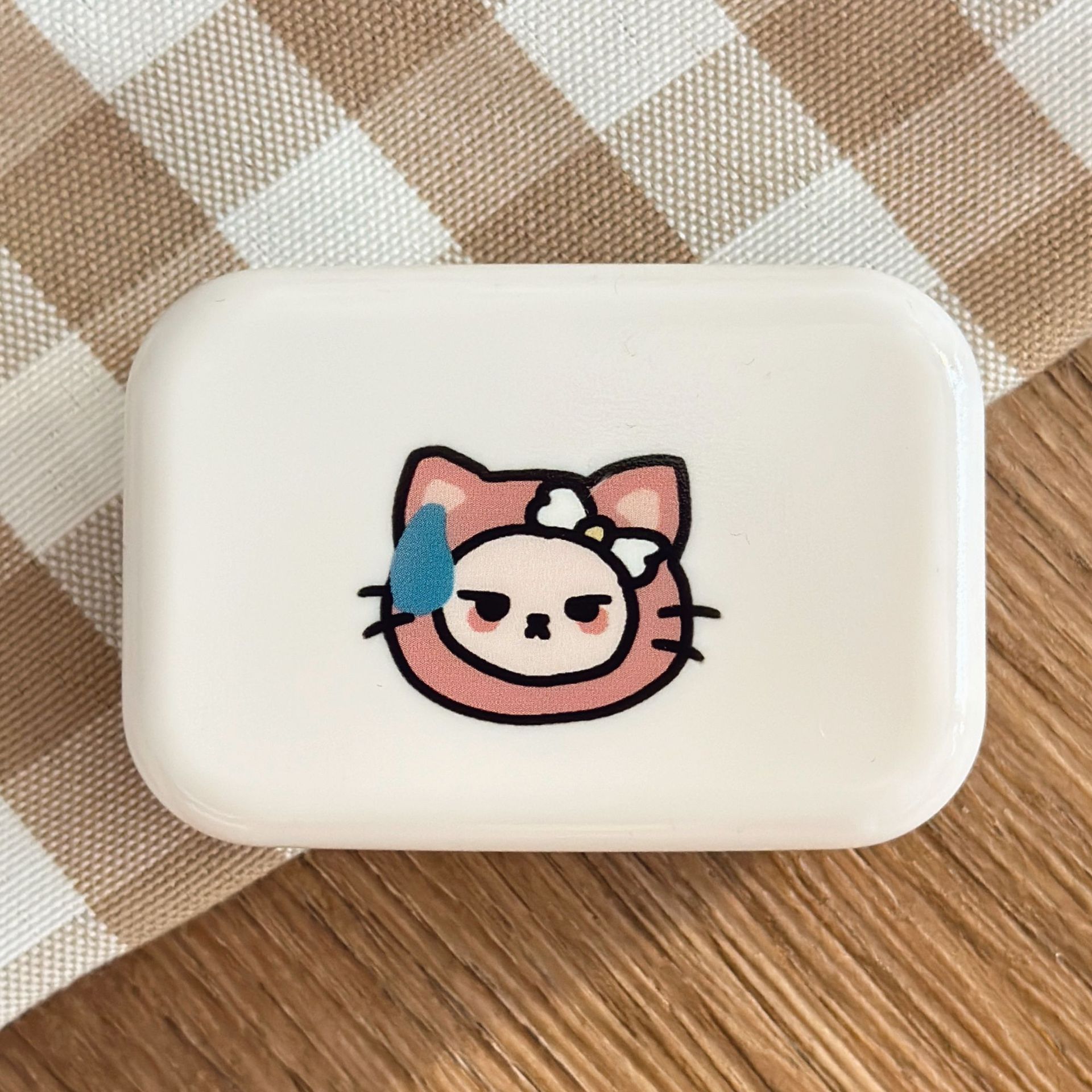 ins cartoon senior contact lens case cute and compact portable storage box cosmetic contact lenses myopia couple box wholesale