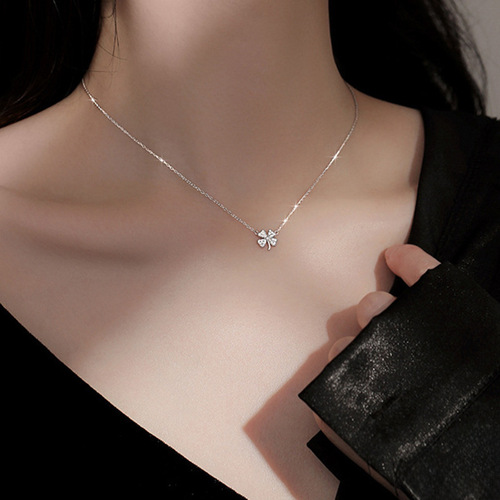 Korean style necklace silver four-leaf clover necklace women's niche light luxury new lucky leaf pendant necklace