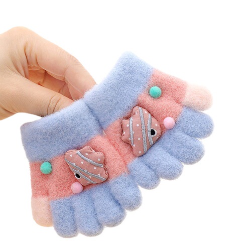 Children's infant gloves outdoor finger play gloves autumn and winter plus velvet thickened cute warm five-finger gloves