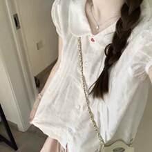 �nϵ��ŮС�׻��������������°��r�������I�ļ��@����e��С��