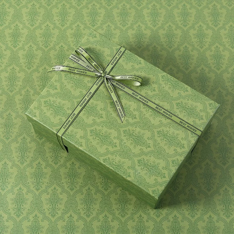 Подарочная коробка (big brand) — декоративная упаковка, размеры 15×11×7–32×24×11, аксессуары