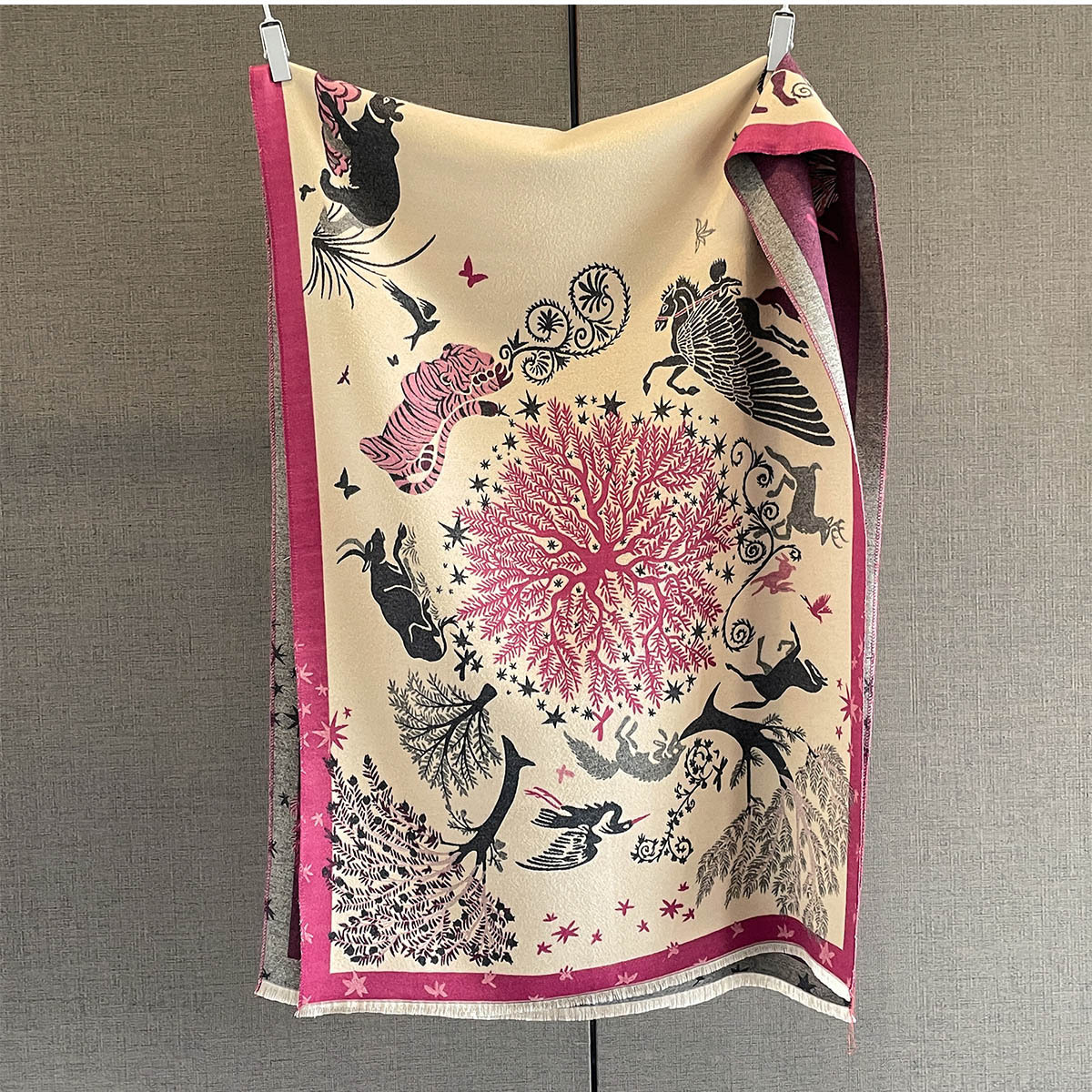 Nuova collezione autunno/inverno 2026: sciarpa in cashmere da donna, sensazione di alta qualità, mantello leggero di lusso con lettera H invernale, scaldacollo spesso e caldo_voghion.com