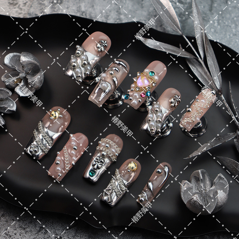 Niche Cyberpunk Metallic Style Wearable Nails, Nude Transparent Pink Silver Series, Pearl and Colorful Diamond Heavy-Duty Handmade Nail Stickers