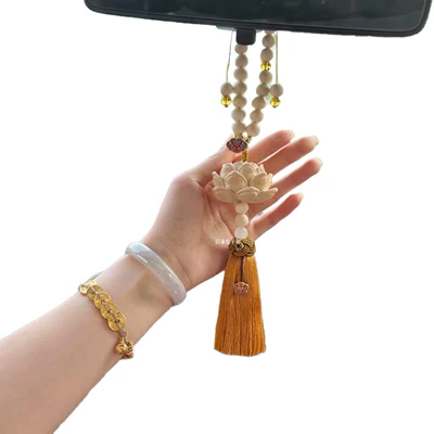 Safe and Protective In-Car Pendants, Car hanging