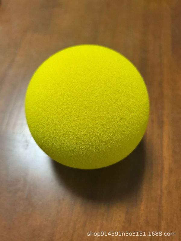 在庫あり 74mm PU 発泡ノイズレスミュートボール カスタムロゴ ライブラリフォームボール 屋内および屋外ピックルボール|undefined