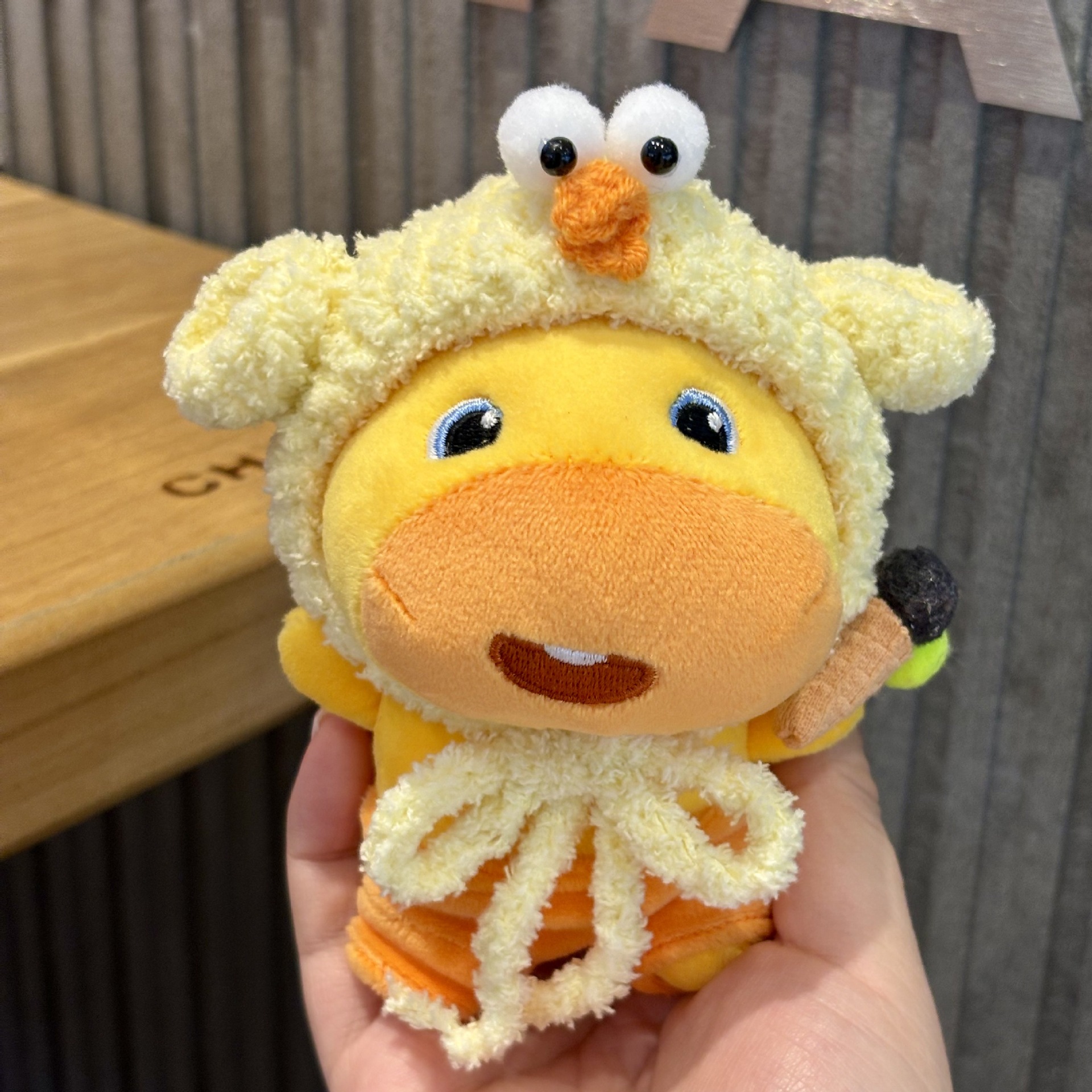 Chicken style-ice cream lu lu