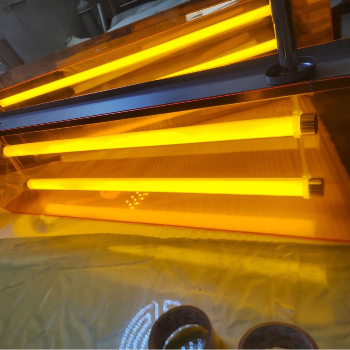 厂家定 制网红INS发光牌服装店门头侧招牌Led亚克力灯箱