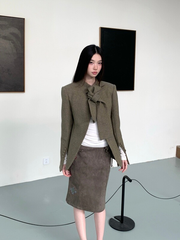 Olive Green Placket Multi-Tie Design Fashionable Retro Wool Suit Jacket Olive Green Placket Multi-Tie Design Fashionable Retro Wool Suit Jacket