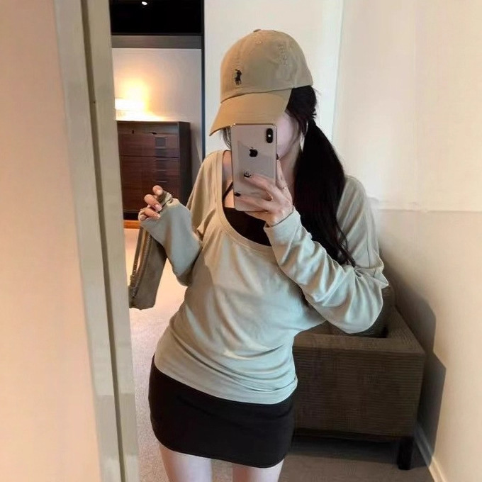 French Lazy Suit for Women, Autum Casual Blouse, T-Shirt with Suspender Top, Pure Lust Hip-Covering Short Skirt Two-Piece Set French Lazy Suit for Women, Autum Casual Blouse, T-Shirt with Suspender Top, Pure Lust Hip-Covering Short Skirt Two-Piece Set