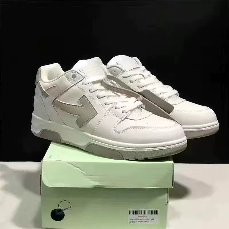 Лоу-тай Sneakers из кожи (Путянь) дизайн «голова панд» стрелка, универсальные кроссовки 36–45