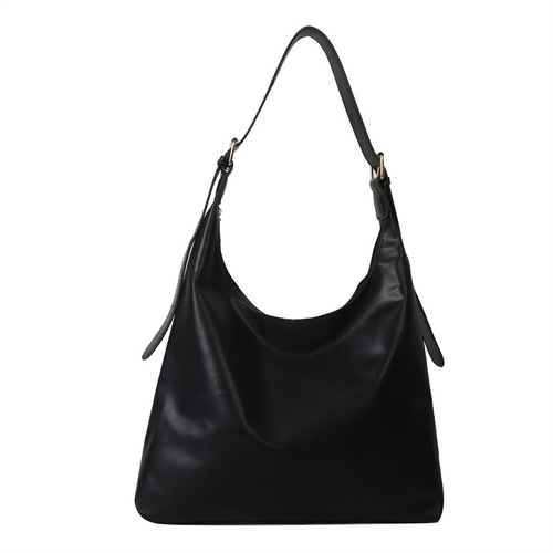 Large-capacity, fashionable, commuter-quality single-shoulder bag for women— winter new arrival, versatile, chic, textured tote bag for women.