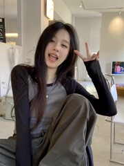 辣妹撞色长袖T恤女秋季2025新款设计感小众插肩袖修身上衣打底衫