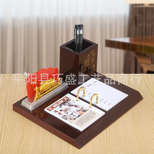 2025年新款商务木质台历新年礼品办公笔筒小摆件周历专版logo设计