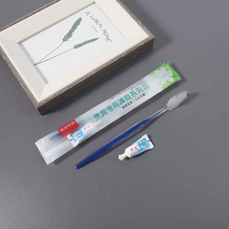 酒店一次性牙刷牙膏梳子一次性香皂宾馆客房洗漱用品套装批发