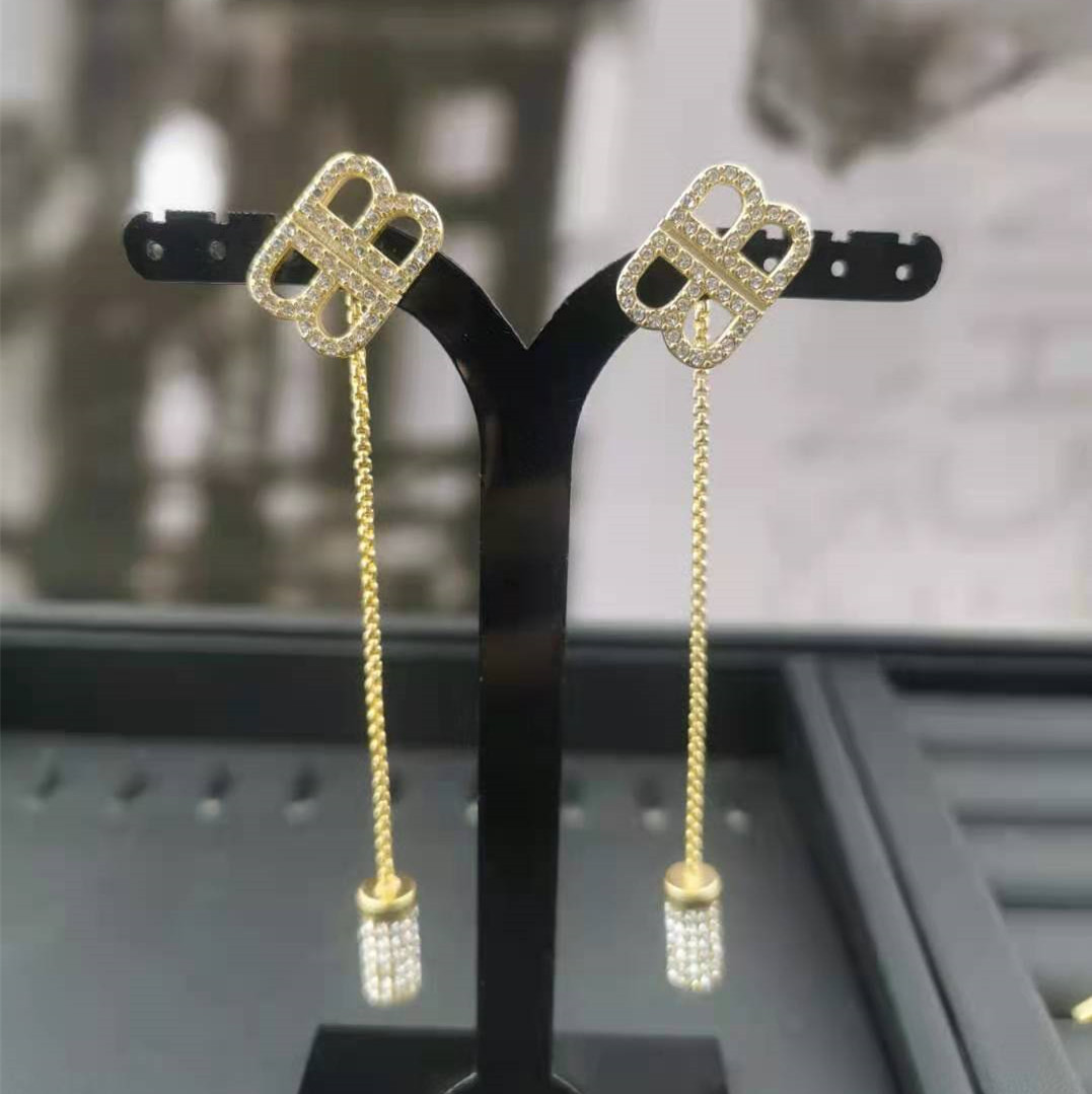 hmqViviiyNSAyin9WuaRt6t4HaNIYu4WkyA9