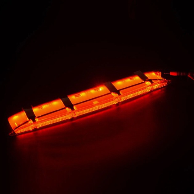 Luz de freno de alto nivel de Mercedes-Benz ML MLW164 ML300 ML350 ML450 Luz de señal de freno trasera Luz superior