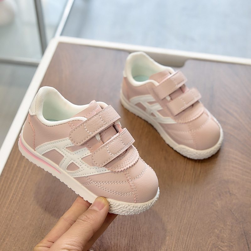 Zapatos deportivos para niños 2026 primavera nuevo niño niñas zapatos de skate para niños pequeños y medianos bebés zapatos blancos suaves zapatos Agan