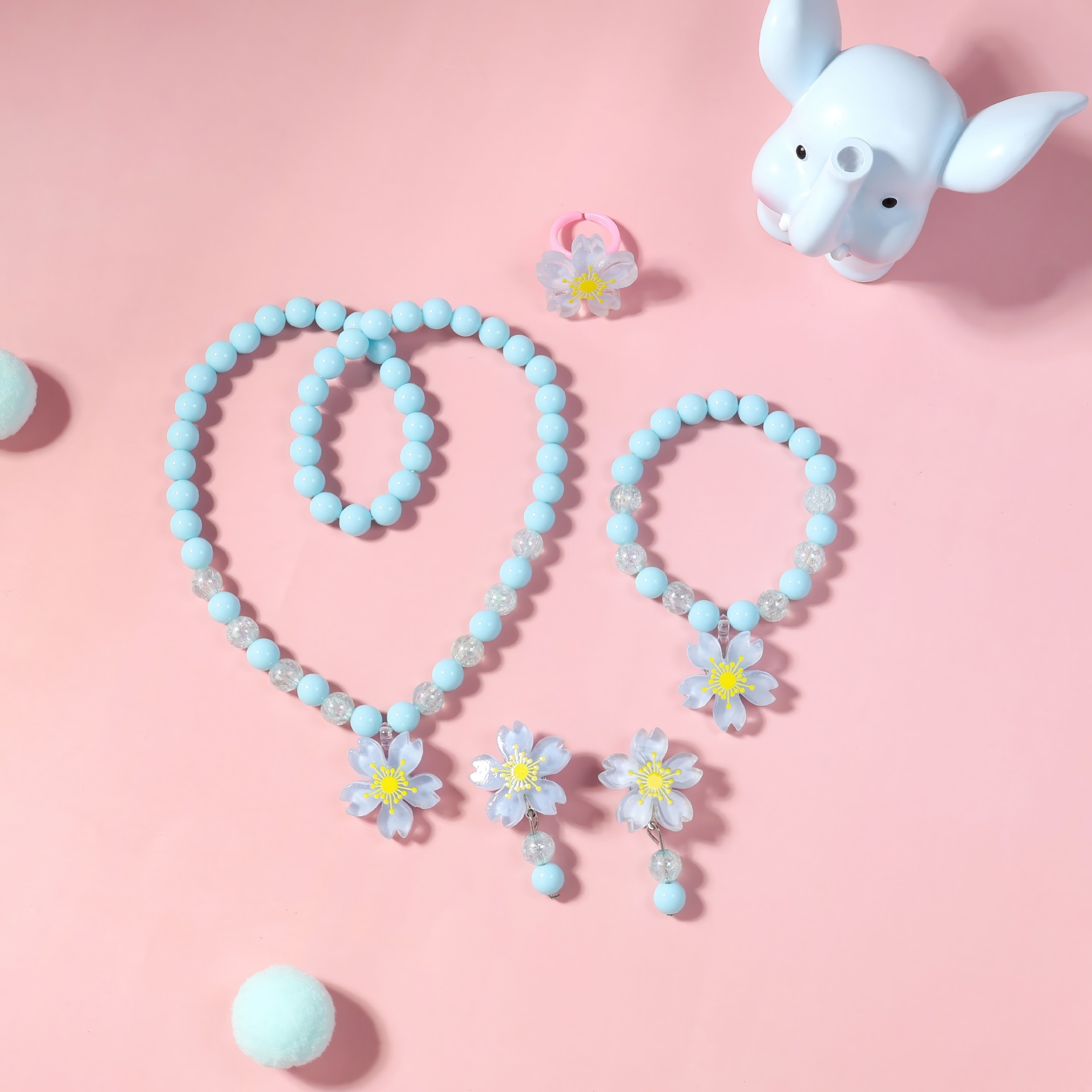 Children's necklace