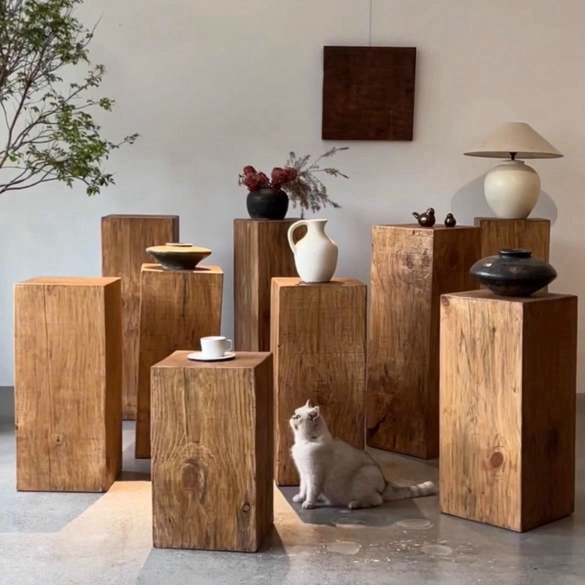 Wabi-Sabi Style Square Side Table Old Elm Log Tree Stump Wooden Stool for Guesthouse Low Stool Decorative Flower Stand Home Living Room Coffee Table