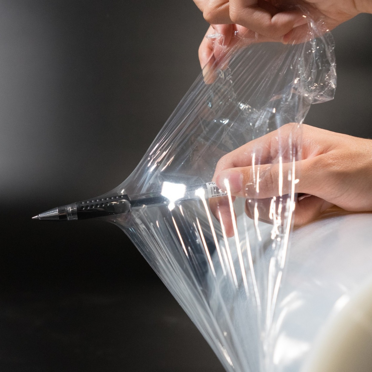 【】工业透明塑料包装薄膜手工拉伸缠绕膜厦门工厂防尘PE材质