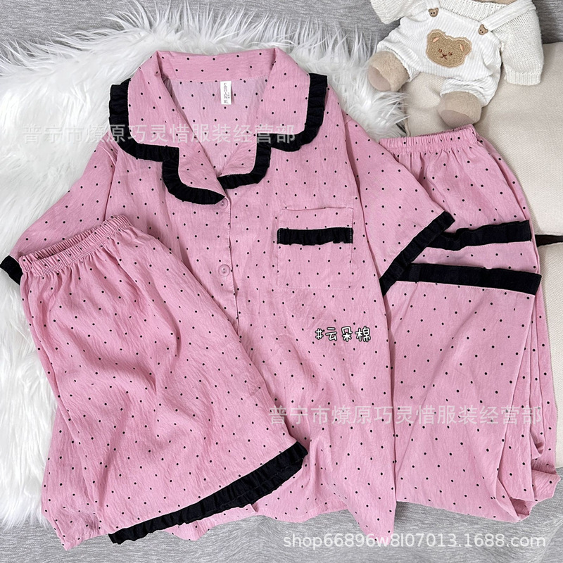 Pequeño pijama de corazón de melocotón para mujeres tres piezas de verano nubes de algodón se puede usar pantalones de manga corta para estudiantes de dibujos animados ropa para el hogar