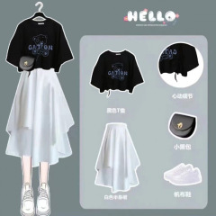 ファッションスーツスカート女子学生 2025 夏の新半袖 Tシャツ白スカート
