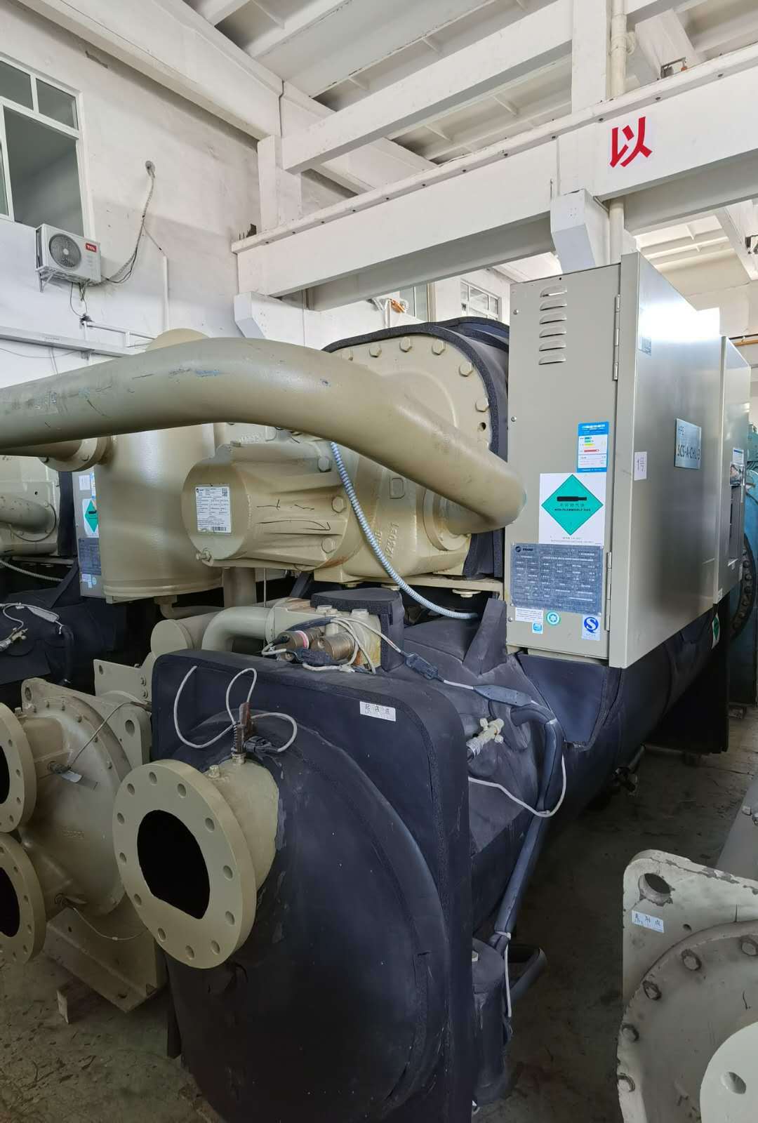 二手中央空调配件特灵螺杆机RTHDD3D2E2/1245.7kw/354冷吨