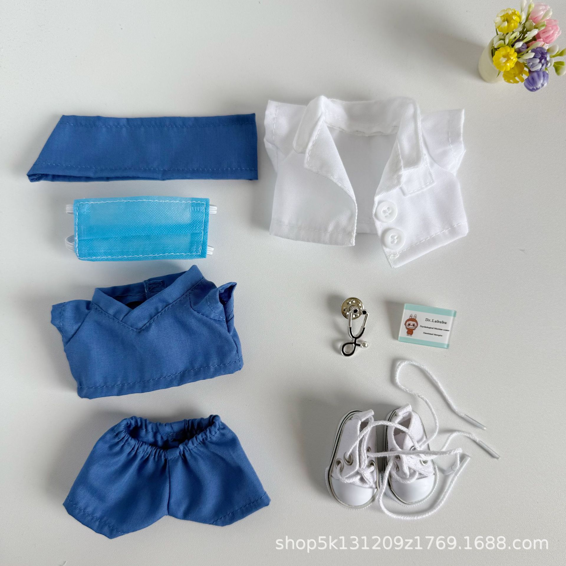 White shoes, dark blue set