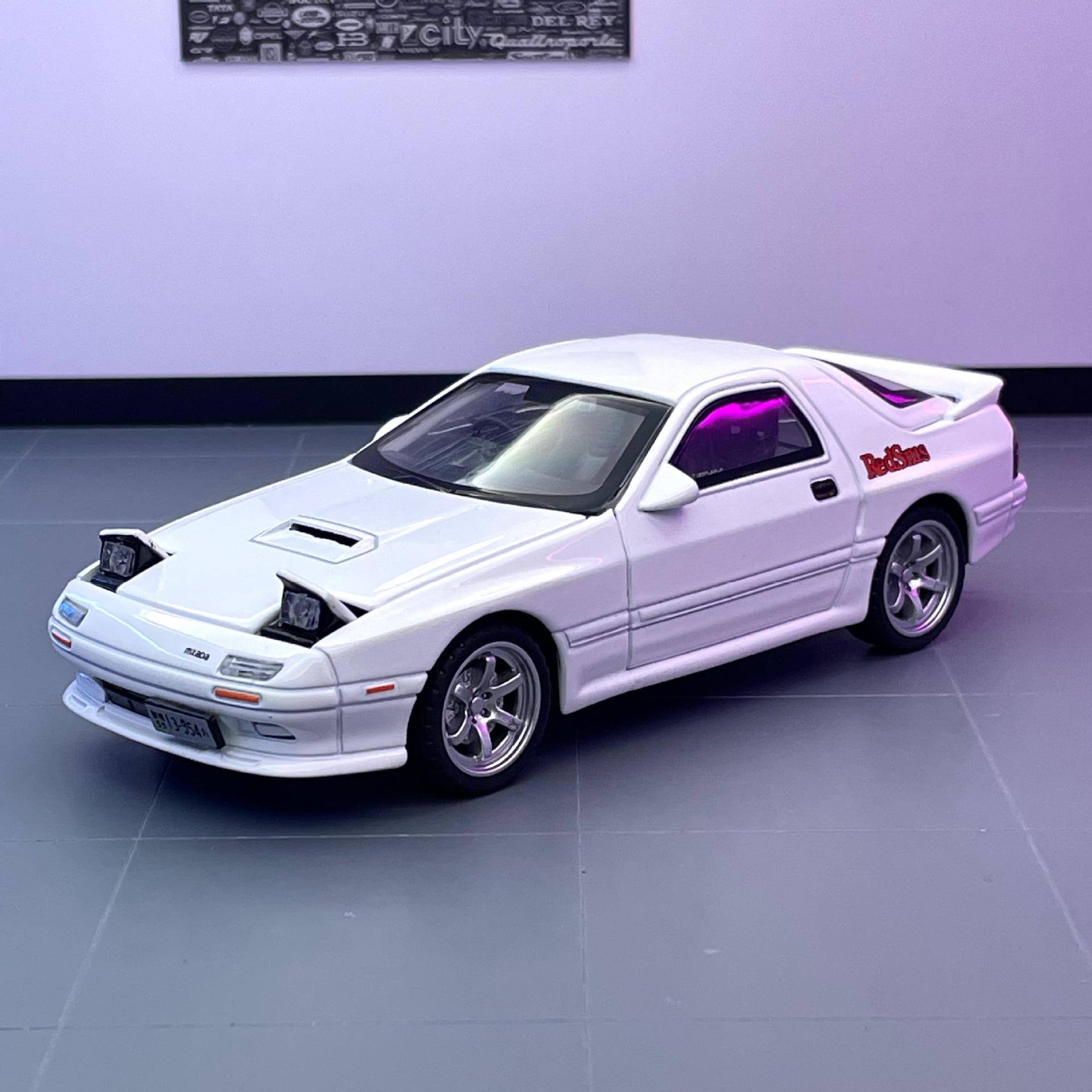 Zhongyuanxing modelo de coche de aleación de simulación 1 a 32 Mazda RX7 tire hacia atrás con sonido y luz coche deportivo modelo de coche de juguete para niños